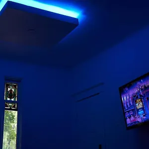 Appartement Blue Lounge ☆ Lafontaine Park ☆ Tv Cable, Montréal